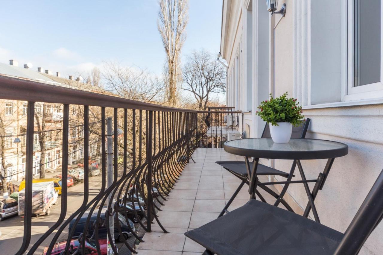 New Luxury Apartment Troitskay Odessa Exterior foto